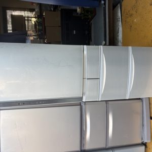 横浜市港北区 6ドア冷蔵庫の運搬現場