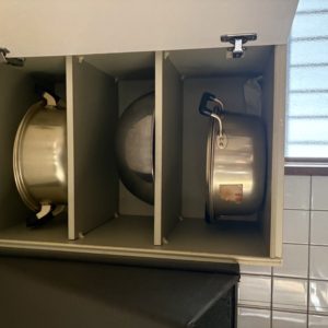 相模原市緑区でのキッチン用品買取前の状態|海外輸出・資源化ルートで対応(便利屋インプルーブ)