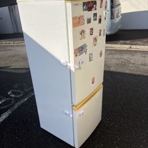 2009年製 シャープ製 2ドア冷蔵庫 横浜市港北区 引き取り