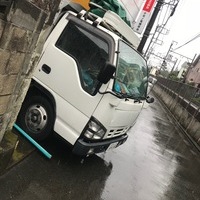 神奈川県藤沢市鵠沼藤ヶ谷にて、外の要らないもの2トン分回収しました。のサムネイル